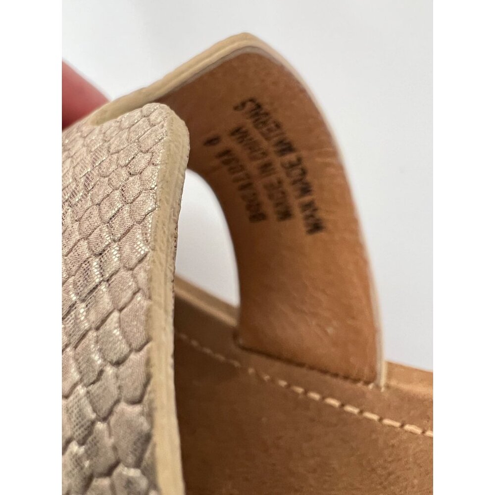 Corkys Sandals Women's 6 Bogalusa Slide Tan Faux Leather Open Toe Slip On Wedge - Picture 5 of 9